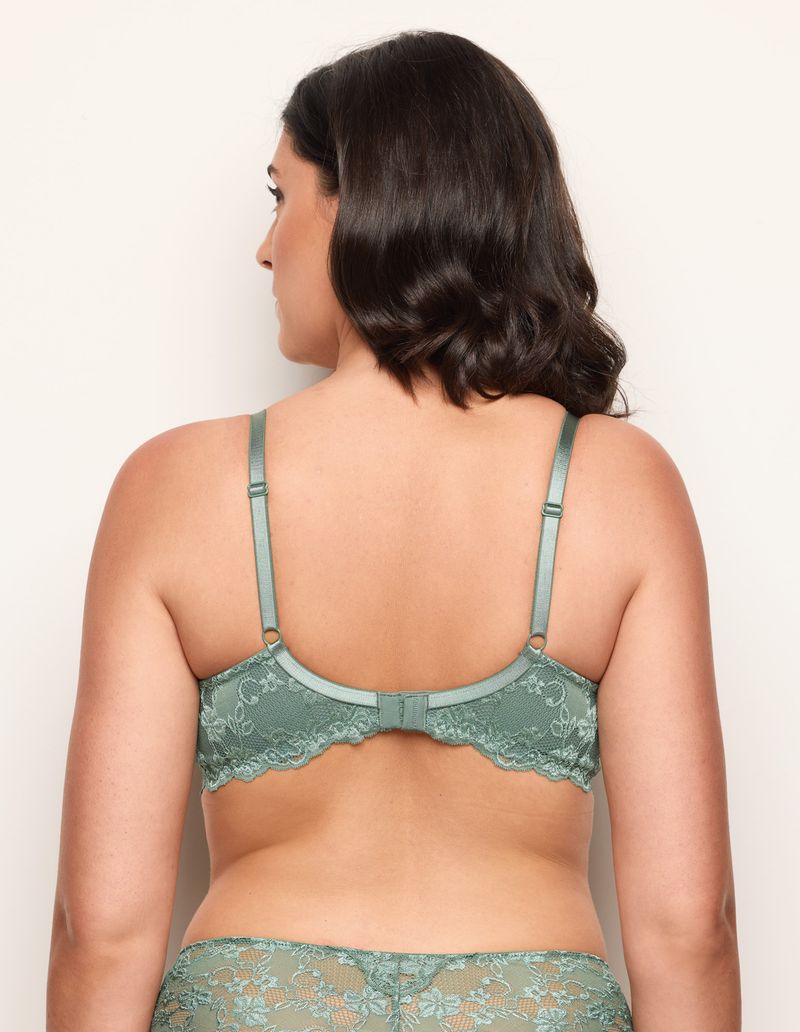 ბიუსჰალტერი IBAD183B03